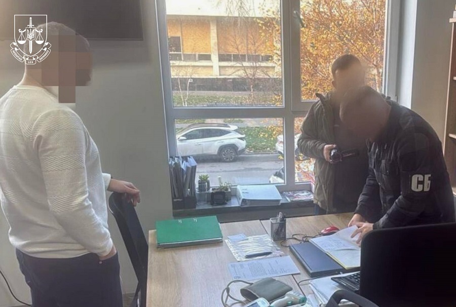 Прокуратура викрила посадовців, які привласнили мільйони під час будівництва школи-садка на Київщині