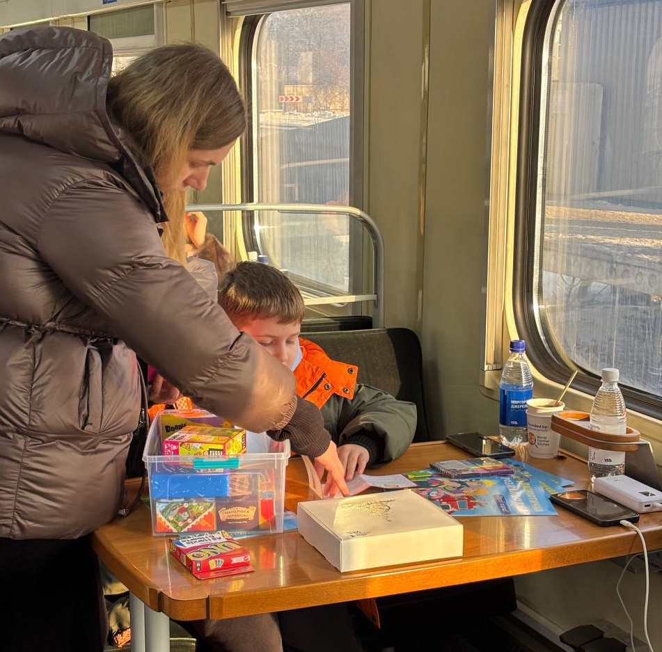 У Київській області запрацювали 7 вагонів незламності від «Укрзалізниці» (ФОТО)