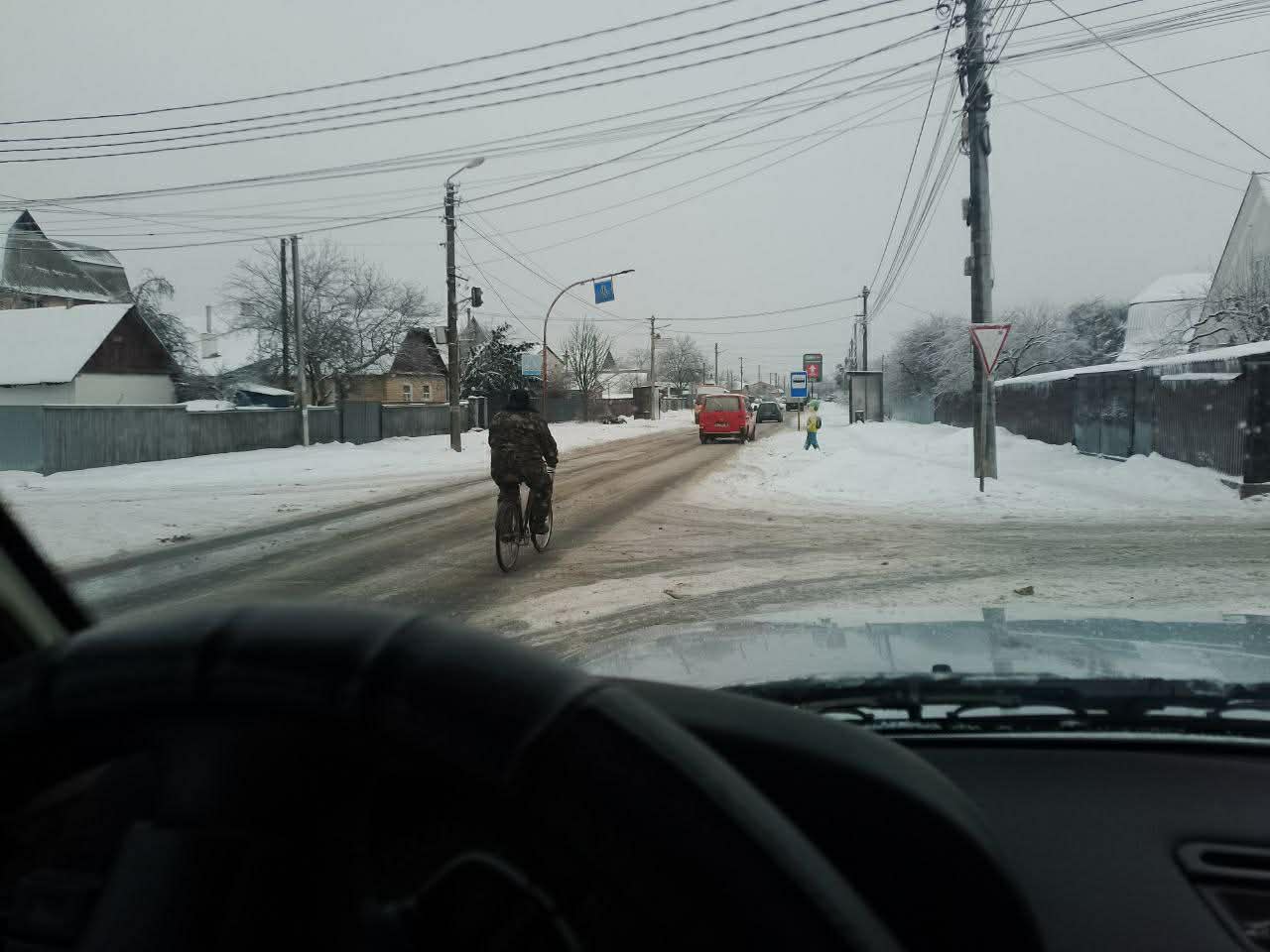 Фото дня: велогурман з Боярки при мінус 15
