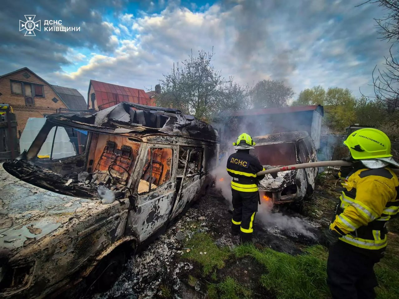 Полум’я знищило дві вантажівки у Білій Церкві