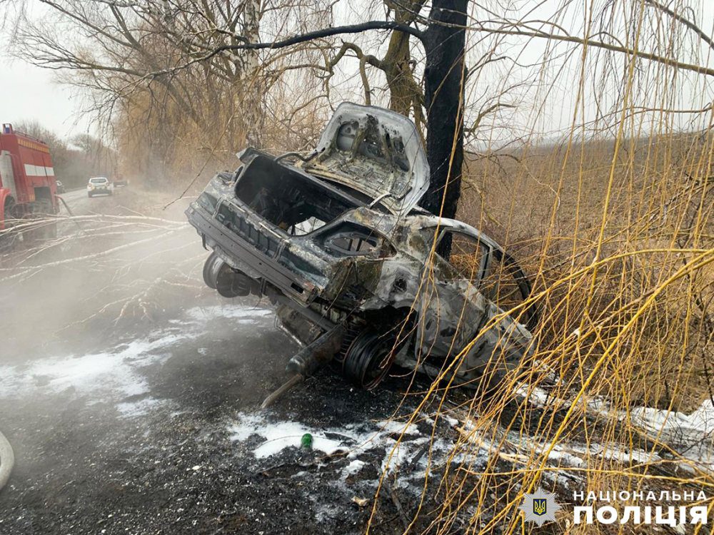 У Чернігівському районі сталася ДТП, внаслідок якої загинув водій легковика