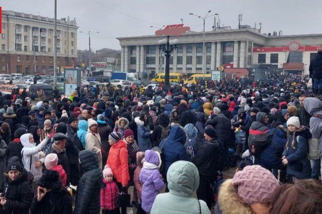 Без світла. Без зупинок. Без страху допомогти