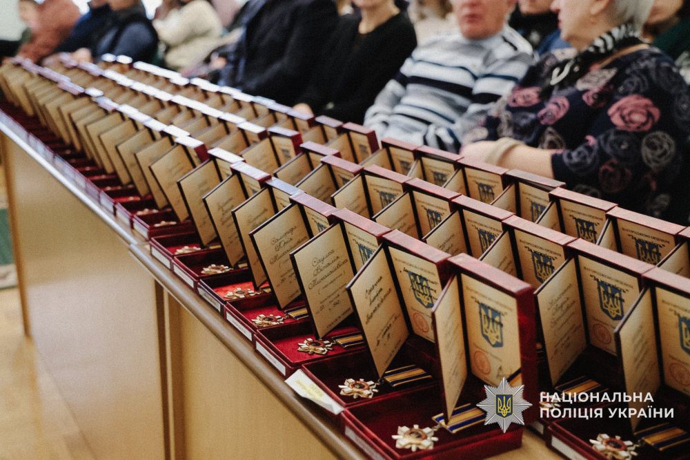 Честь і Пам’ять: на Чернігівщині нагородили загиблих бійців «Люті»