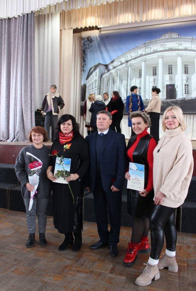 Тепла зустріч випускників у Ніжинському державному університеті імені Миколи Гоголя(Фото)