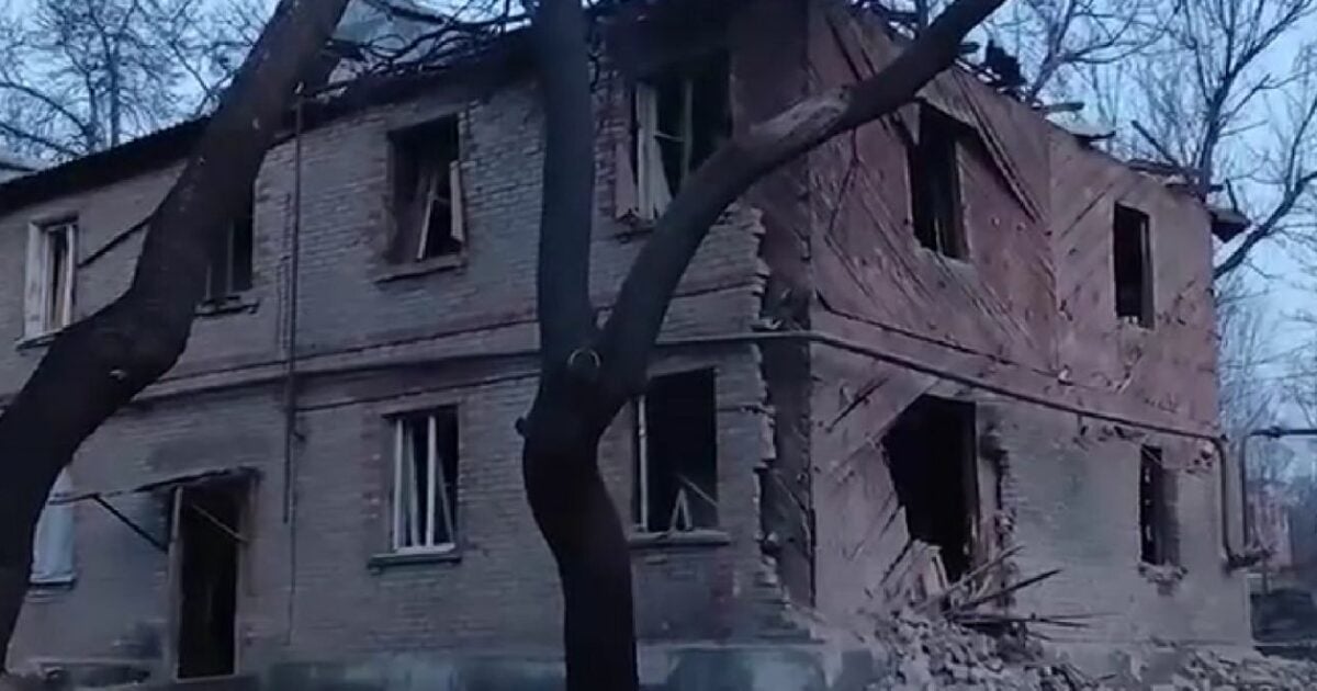 На Миколаївку росіяни скинули чотири керовані авіаснаряди (відео)