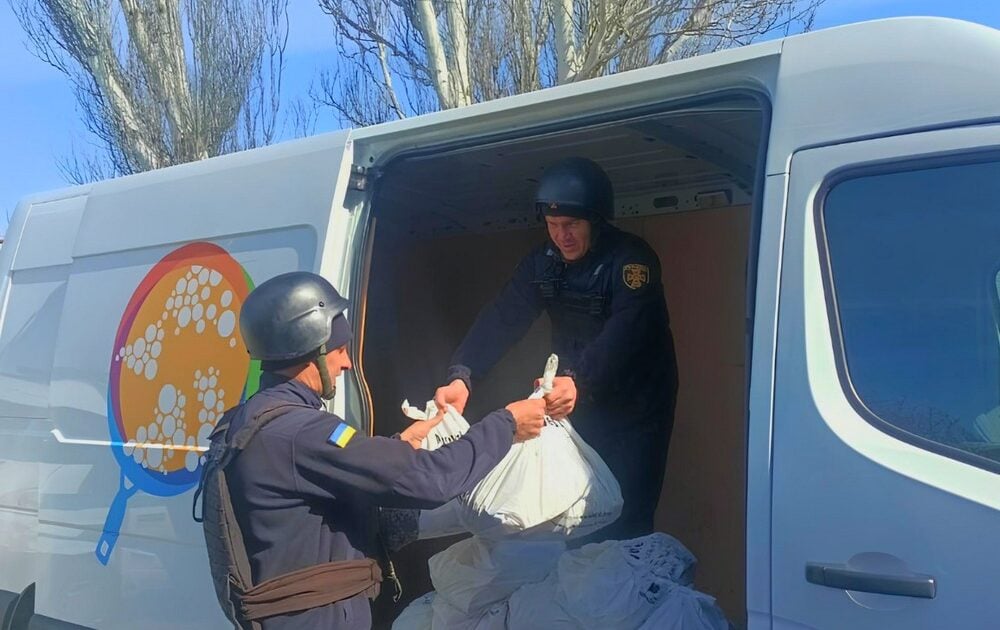 За два дні жителі Донеччини отримали 14 000 кілограмів гуманітарної допомоги