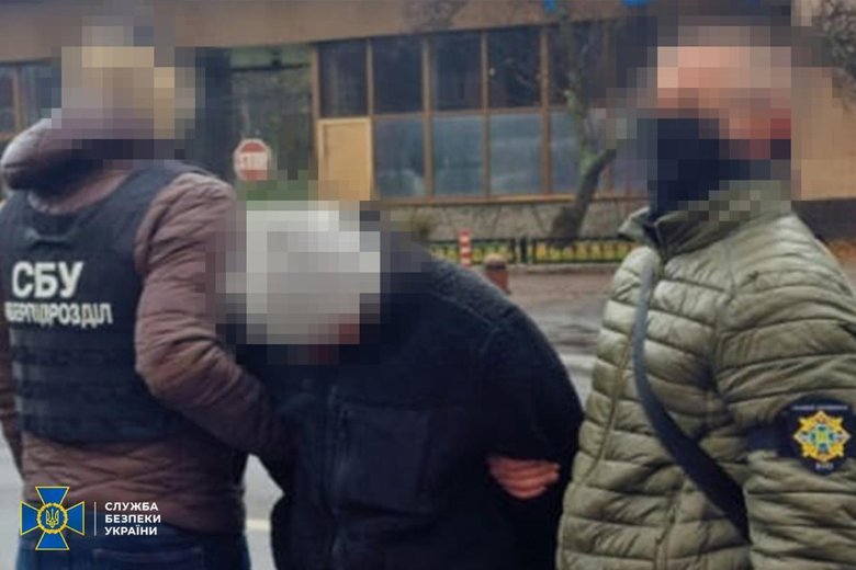 Двоє молодиків готували удари РФ по ТЕС та ГЕС на Київщині, – СБУ. ФОТОрепортаж