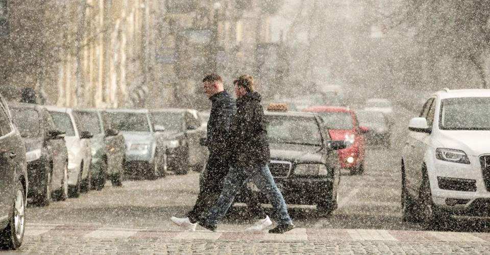 У більшості областей похолоднішає, а в неділю очікується мокрий сніг: Наталка Діденко розповіла про погоду на вихідні 13-14 грудня