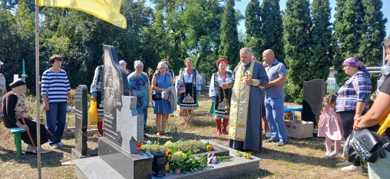 Ціна нашої свободи: як у селі на Тальнівщині згадували полеглих земляків