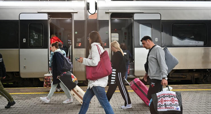 Трудоустройство в Латвии: на какую работу чаще всего берут украинских беженцев