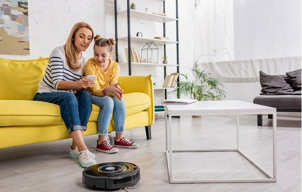 Программист выяснил, что его робот-пылесос целый год передавал данные из его квартиры в Китай