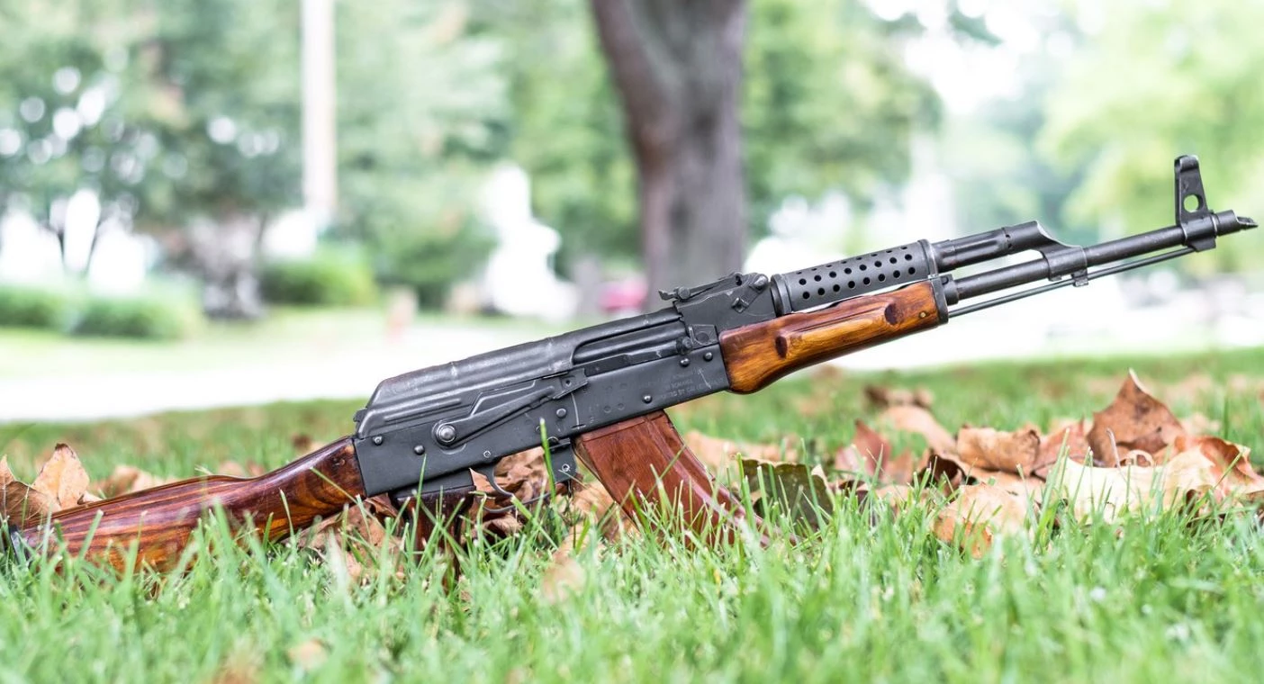 На Харьковщине дезертир пытался продать оружие с фронта: подробности от полиции