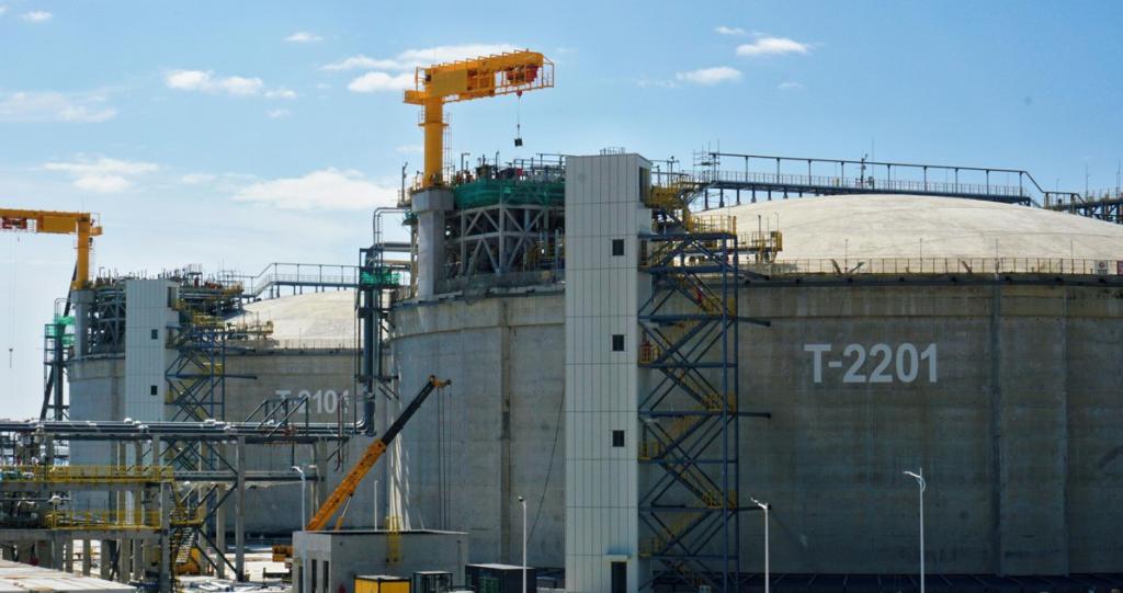 В «лнр» заявили об атаке по нефтебазам