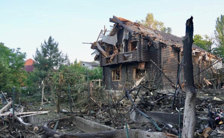 Нічна атака дронів-камікадзе на Запоріжжя: Зруйновані будинки та об’єкти інфраструктури