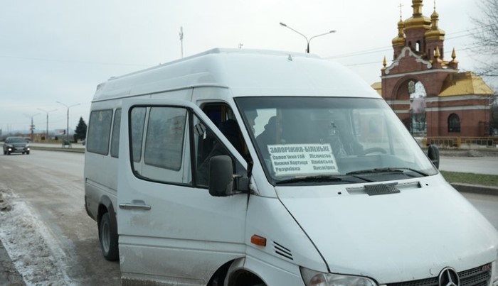 «Просто їдеш і молишся»: як мешканці прифронтового Біленького дістаються під ударами FPV-дронів