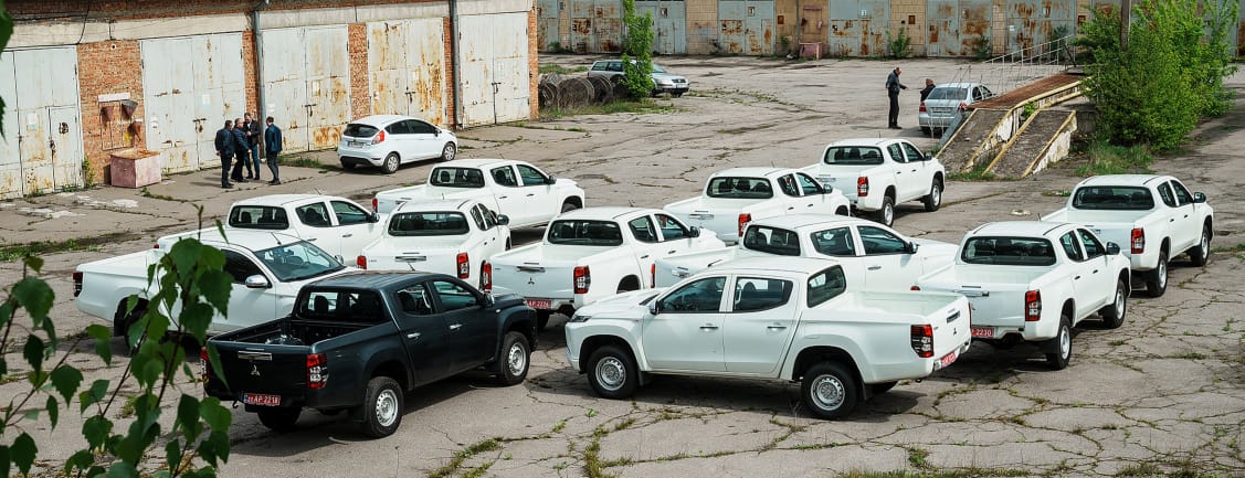 Вінницький Міжрегіональний Гуманітарний Штаб підготував 20 автівок для Захисників