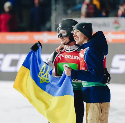 Прикарпатець Марусяк і Калініченко вивели Україну на історичне 7 місце Кубка світу зі стрибків з трампліна