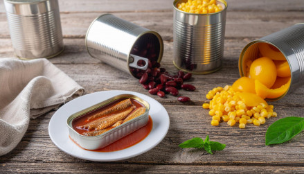 На що звертати увагу під час вибору консервів