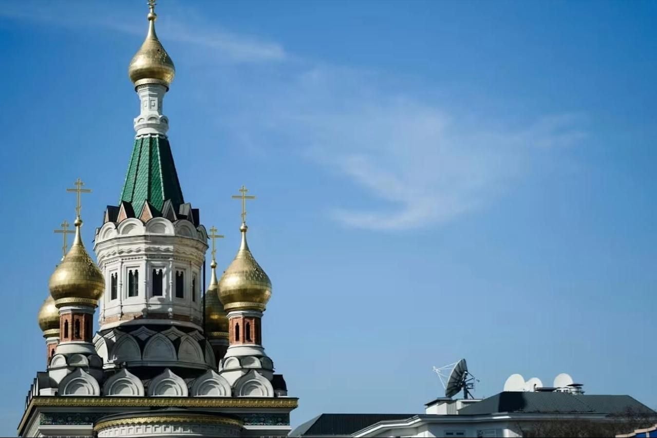 Австрия высылает трех дипломатов РФ: причастны к установке шпионских антенн