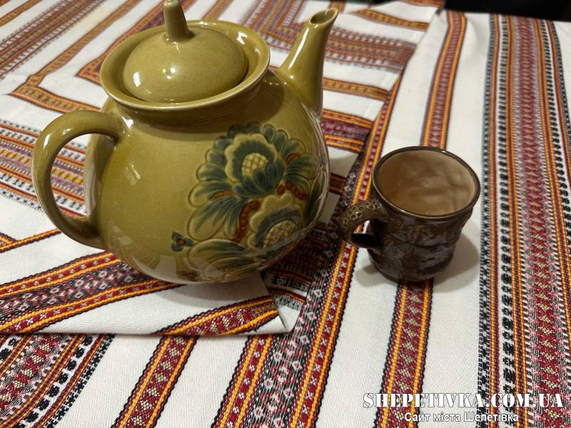 Фонди Музею пропаганди у Шепетівці поповнилися колекцією української кераміки ХХ століття
