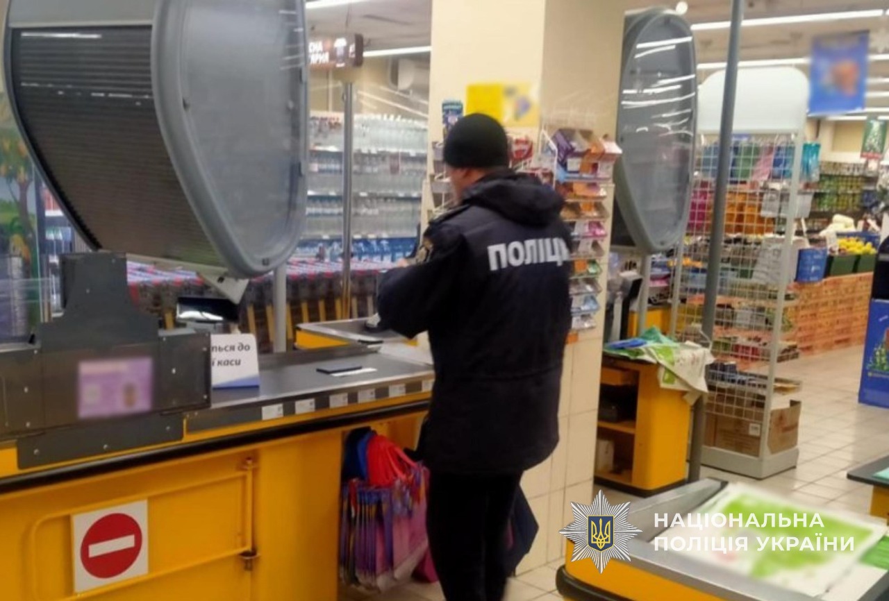 На Одещині засуджено дебошира, який побив та тяжко травмував охоронця магазину, - поліція
