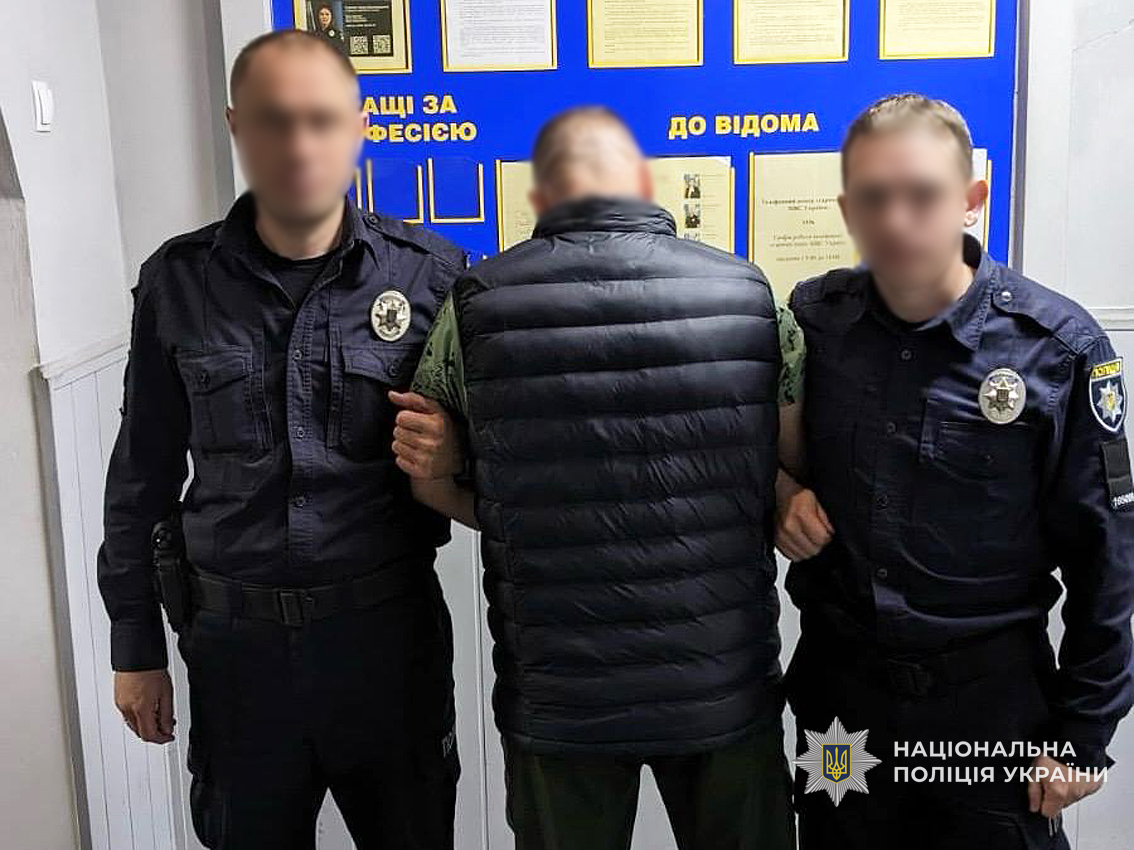 На Чернігівщині 62-річного чоловіка поранили ножем, підозрюваний вже у поліції