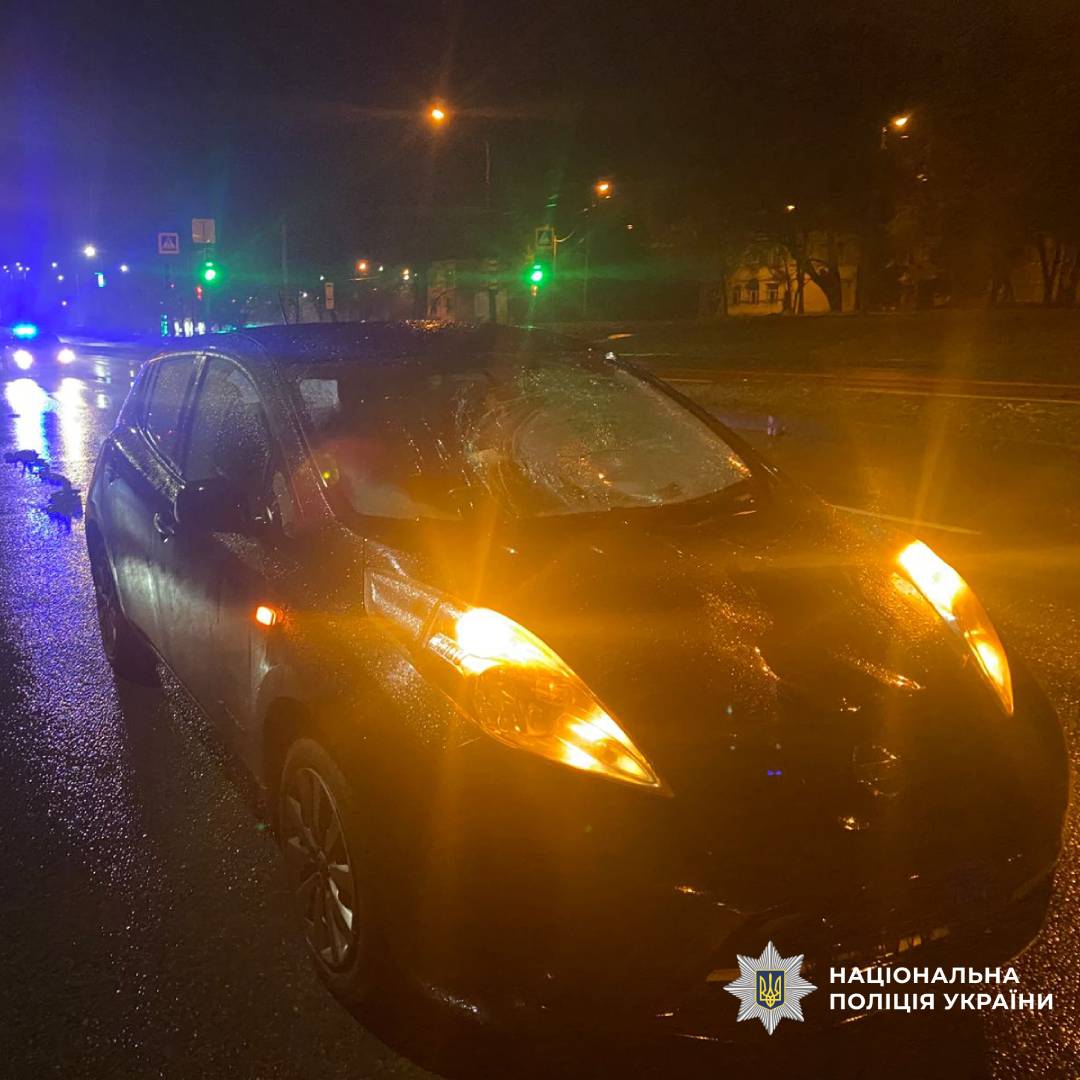 Харківська поліція просить зголоситися можливих свідків ДТП, в якій постраждала молода жінка