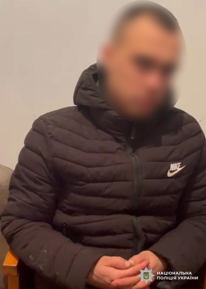 На Херсонщині затримано «колядувальника», який мало не вбив та ледь не зґвалтував літню жінку