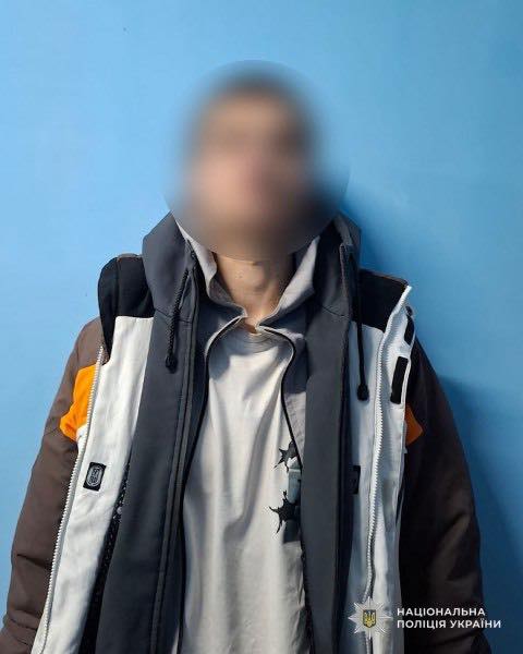 У Дніпрі поліцейські викрили та затримали серійного магазинного крадія