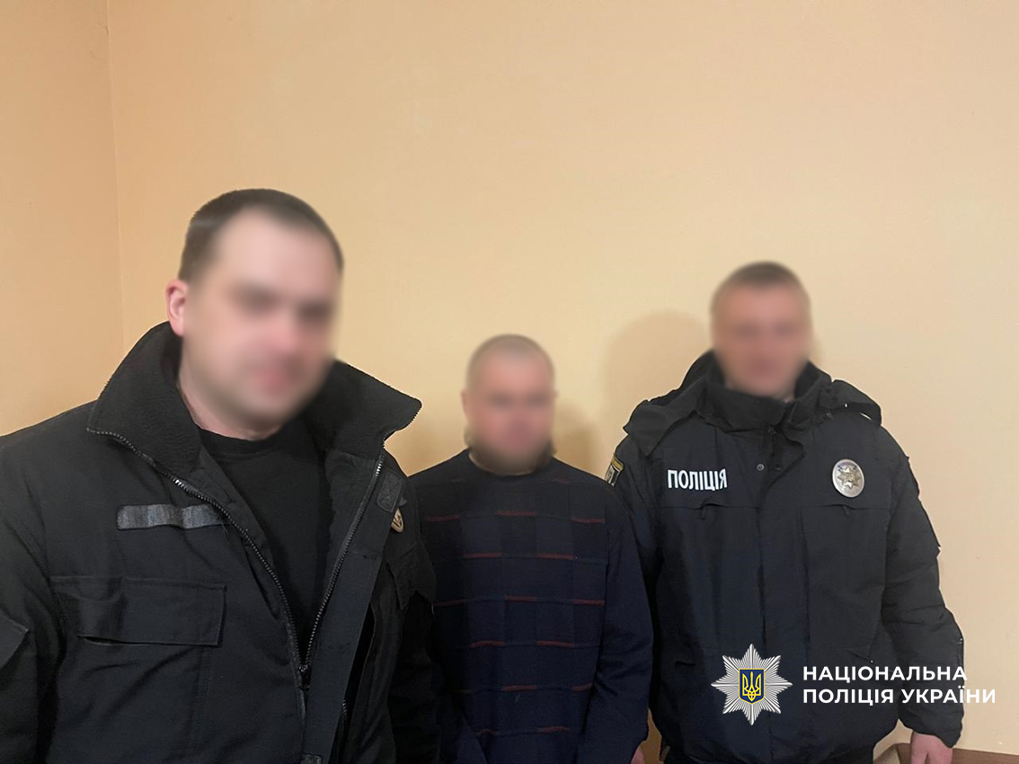 На Чернігівщині в автомобілі знайдено тіло людини: вбивцю розшукано та затримано. ФОТО