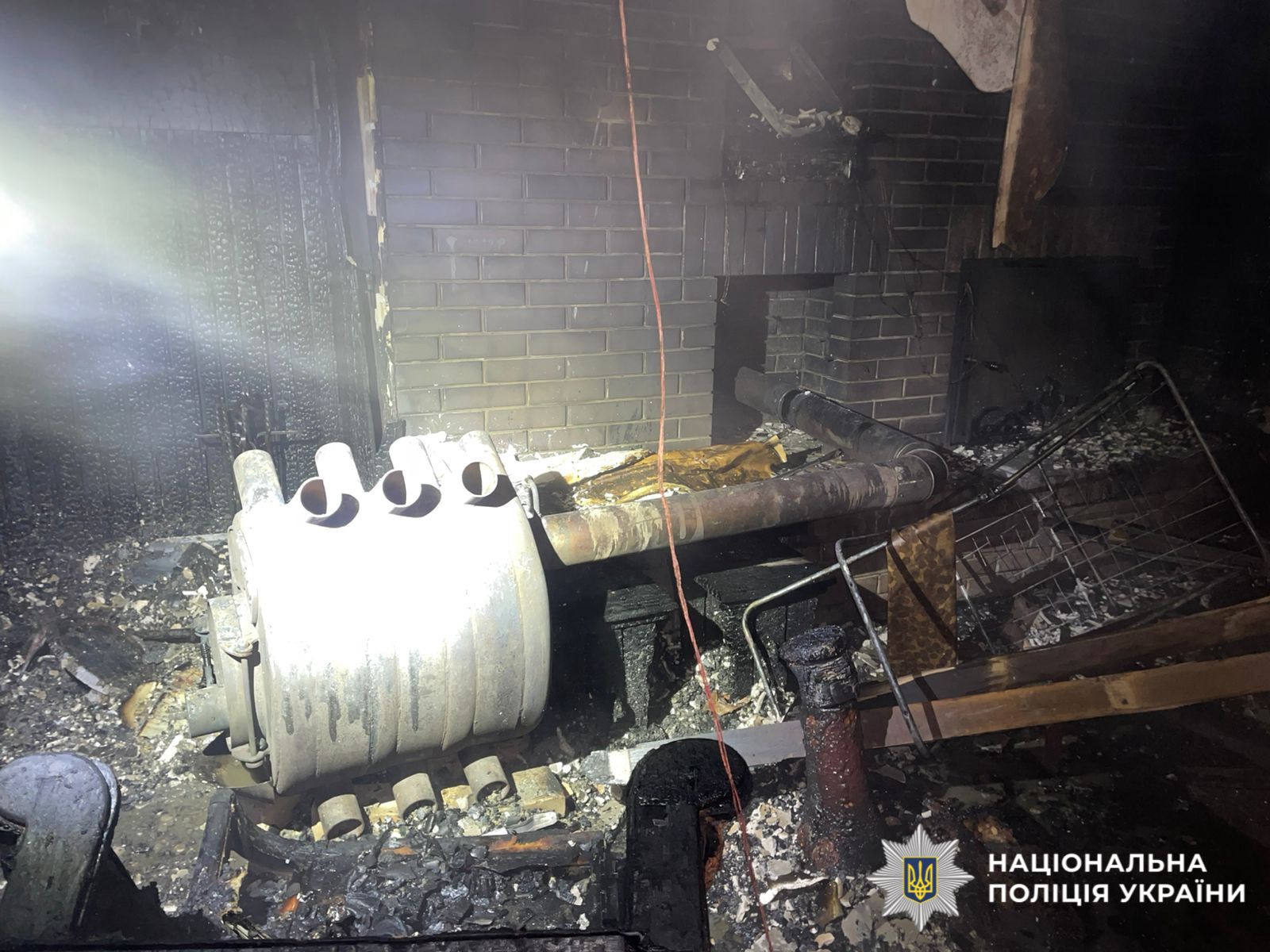 Обставини загибелі літнього подружжя під час пожежі встановлює поліція, Київщини