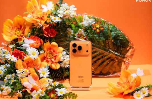 Представлений Honor 600 Pro: топовий Snapdragon, зум-камера АКБ на 7000 мАг