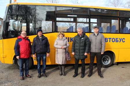 У Гадяцькій громаді придбали новий шкільний автобус