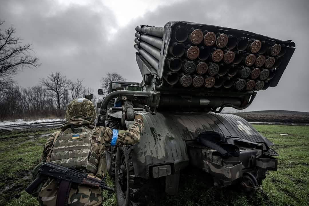 98 бойових зіткнень за добу: найгарячіше на Покровському напрямку, ЗСУ продовжують операцію в Курській області