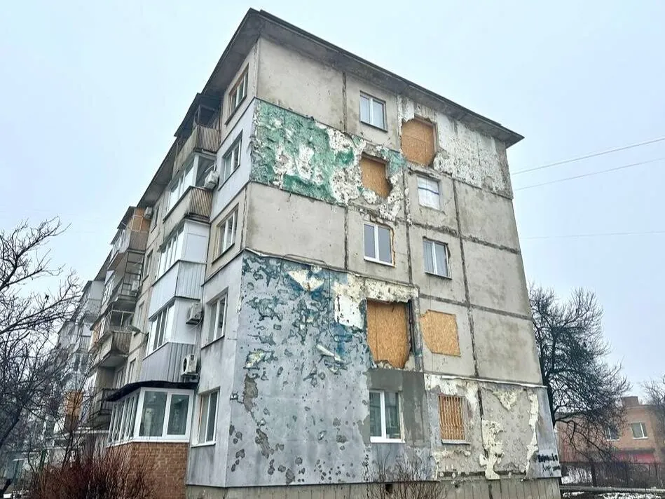 Відбудова після обстрілу 1 лютого: як просувається відновлення житла на вул. Баленка в Полтаві