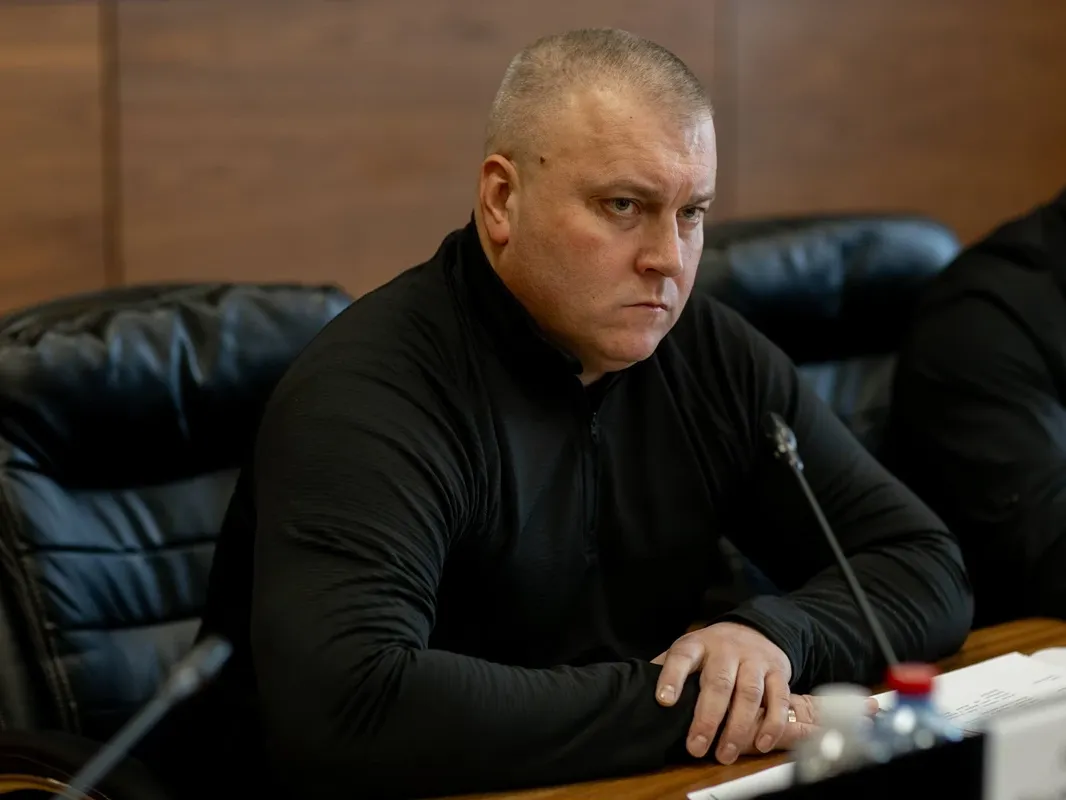 Віталій Дяківнич звільнив двох керівників структурних підрозділів ОВА через незадовільні показники