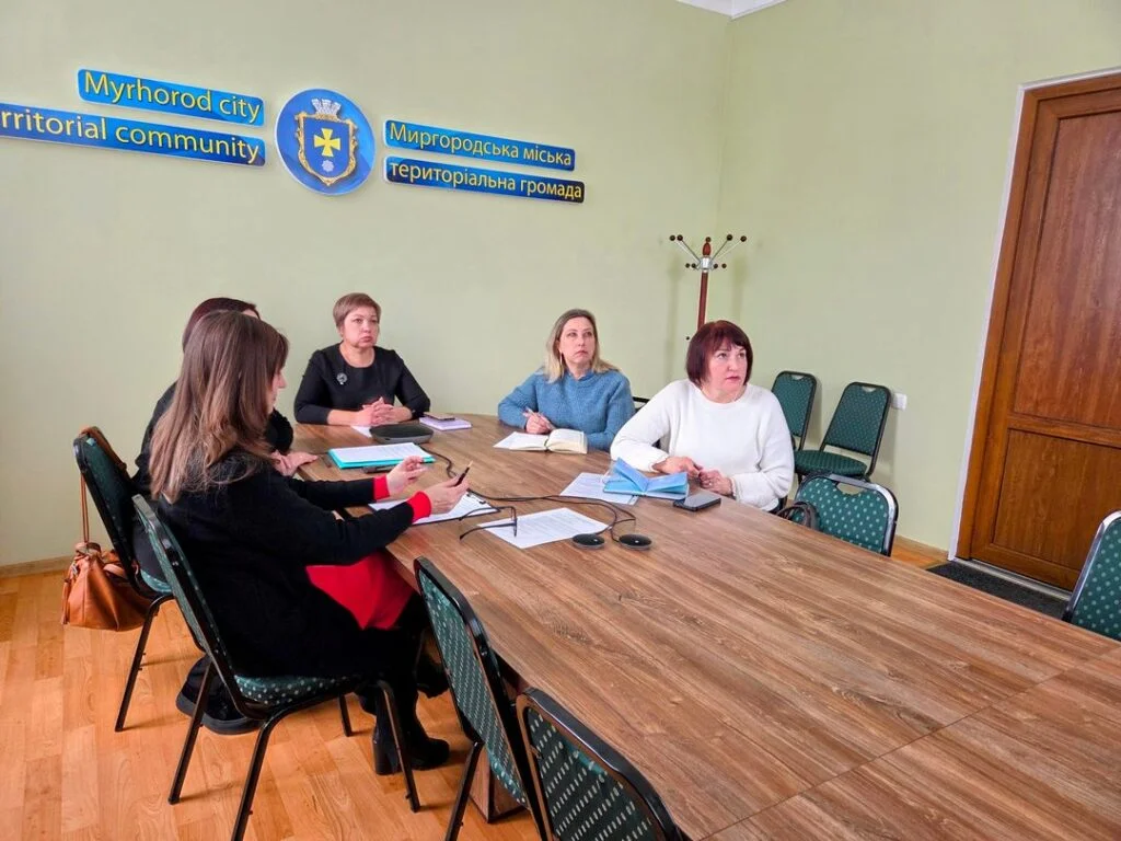 Миргород і Мелітополь налагоджують співпрацю у сфері підтримки переселенців