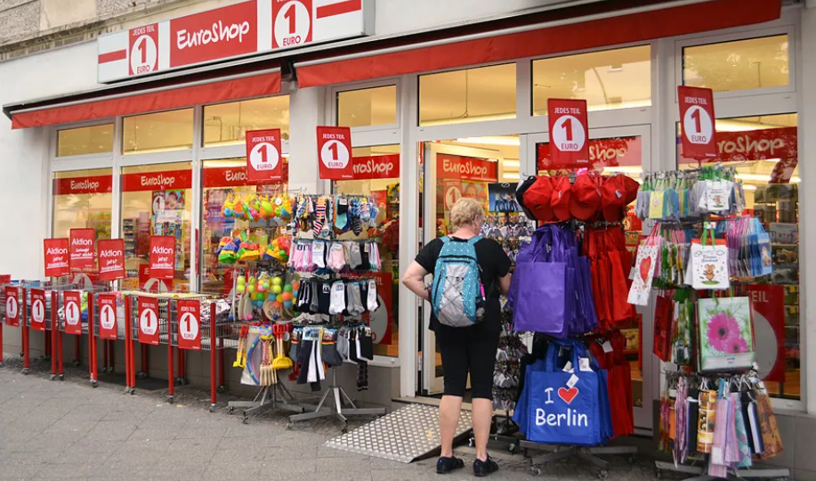 Germans shop. Магазины в Германии. Супермаркет в Германии. Немецкий супермаркет. Магазины в Германии продуктовые.