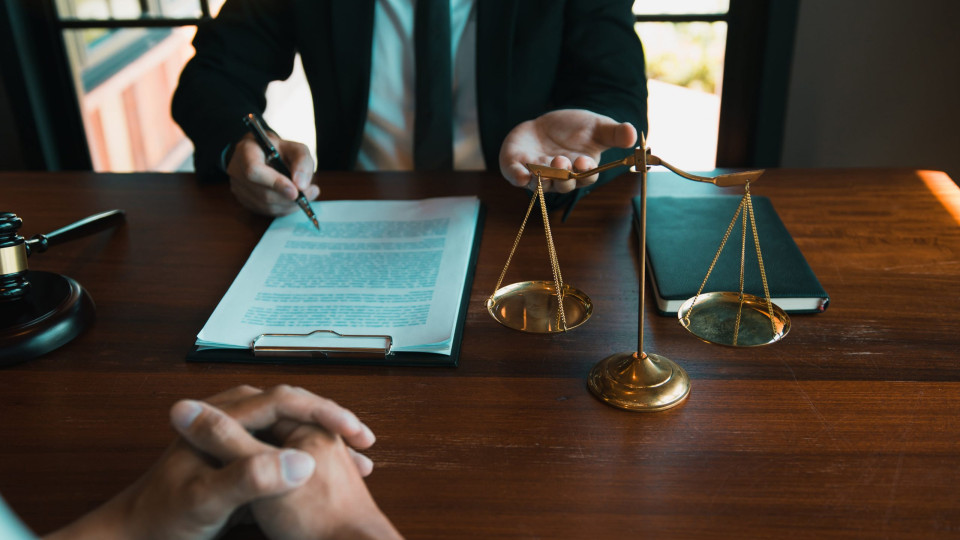 Наявність кримінального правопорушення не змінює договірний спосіб захисту права за чинним кредитним договором — Верховний Суд