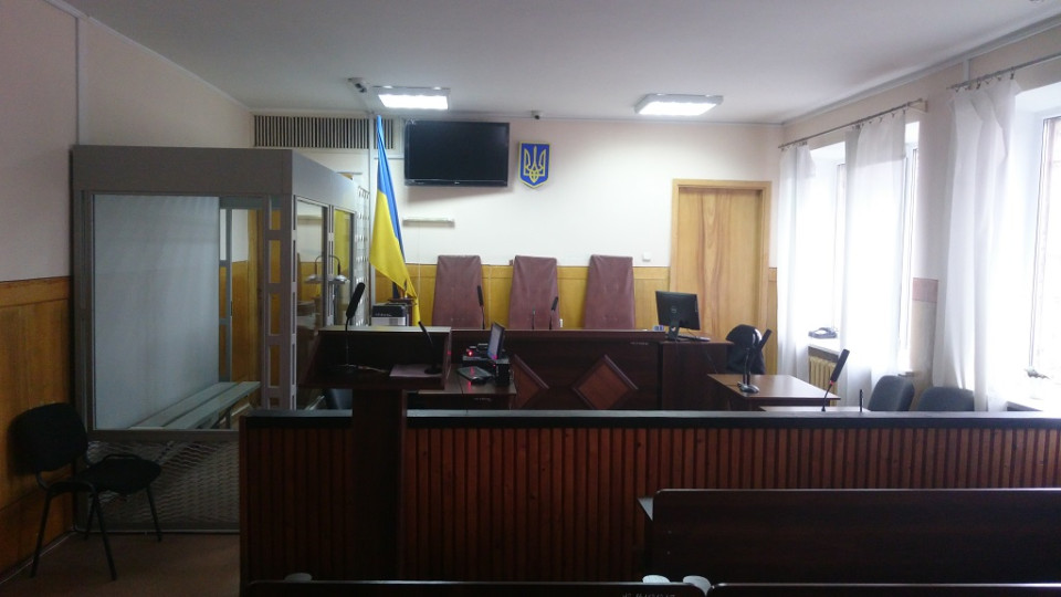 У Житомирській області суд покарав чоловіка, який шантажував колишню інтимними відео