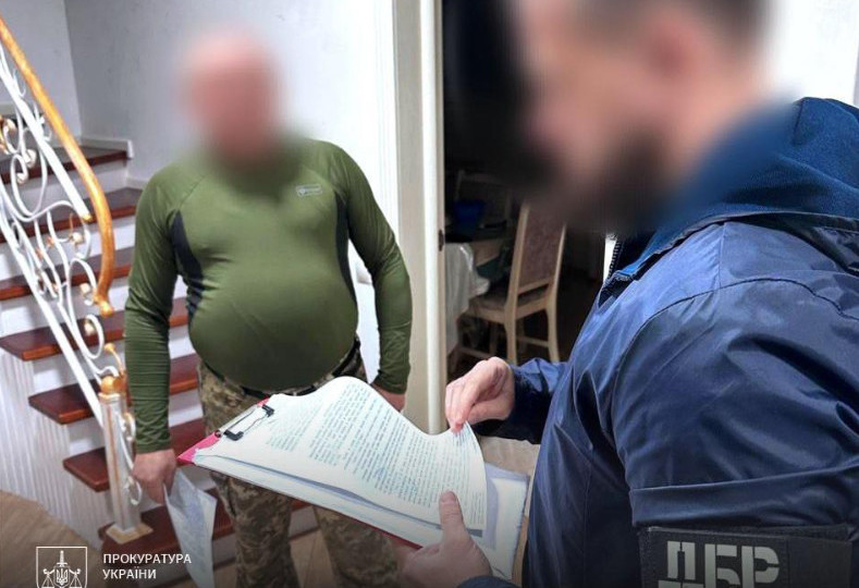 На Львівщині судитимуть посадовця військової частини, який залучав підлеглих до приватних робіт