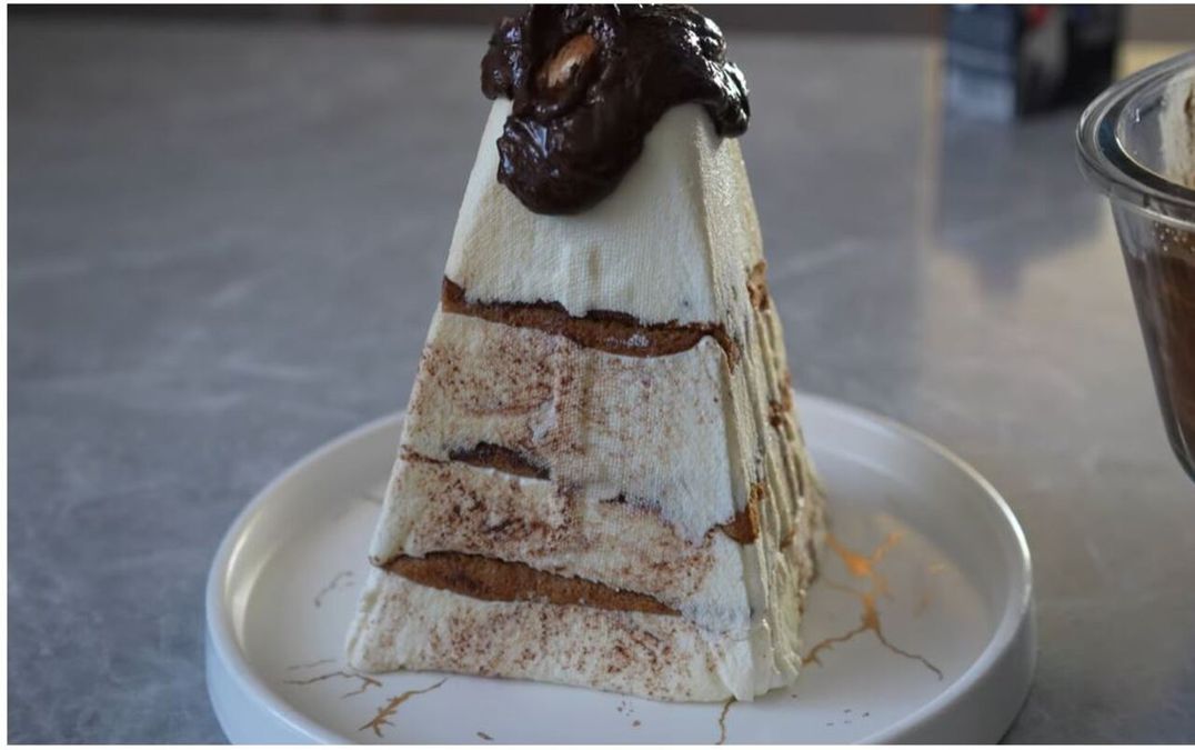 Вашу пасху узнают из тысячи: блогер показала простой рецепт творожной выпечки "Тирамису"