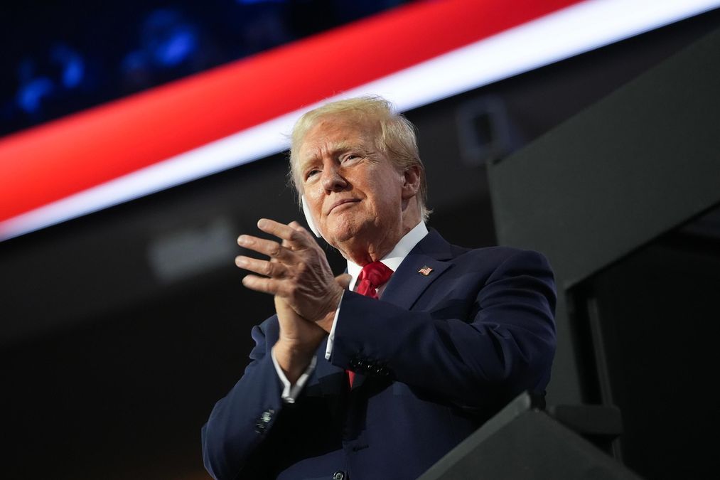 Странное совпадение, – политолог сказал, на что указывают определенные действия Трампа в отношении войны