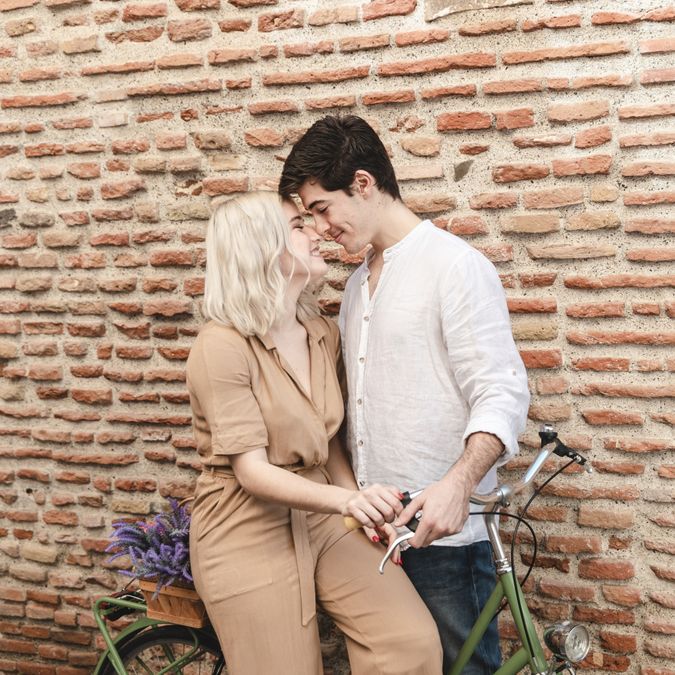 Забудьте о котиках и зайчиках: как нежно и красиво обращаться к избраннику или возлюбленному