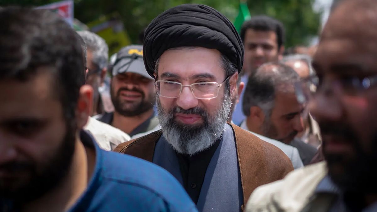 В Иране заявили, что новый верховный лидер получил ранение