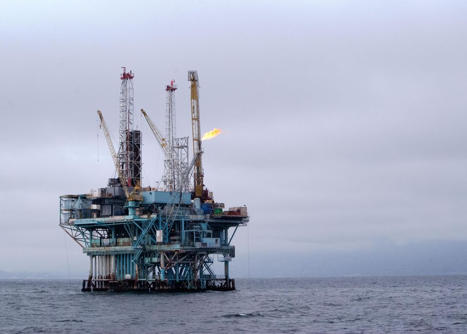 Цены на нефть стремительно падают: стало известно, когда на Ближнем Востоке может быть заключен мир