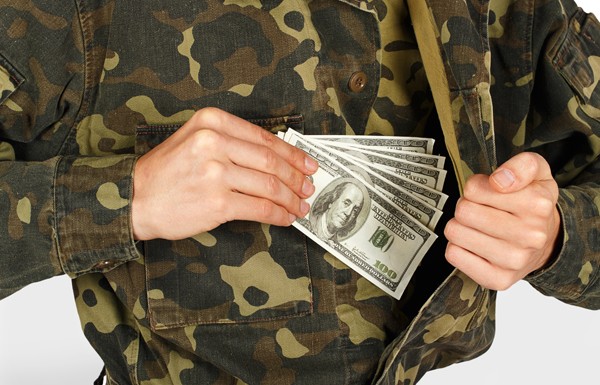 На Кіровоградщині викрили схему незаконних виплат у військовій частині