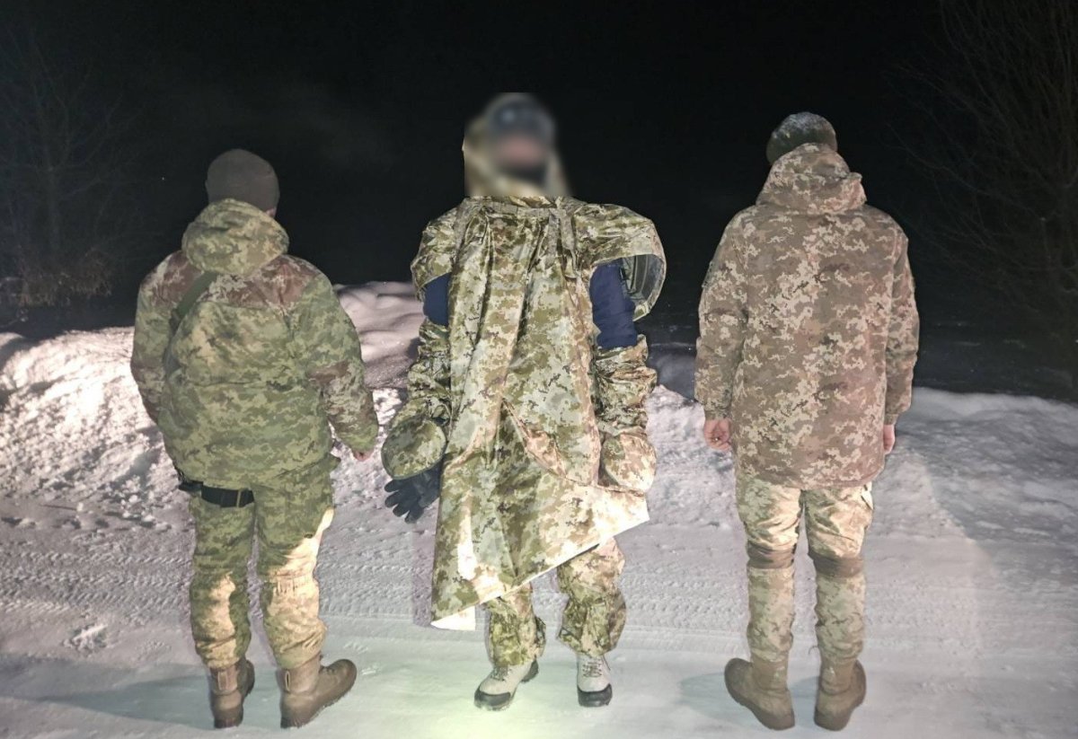 Антитепловізійний комплект не допоміг: на кордоні затримали жителя Кіровоградщини