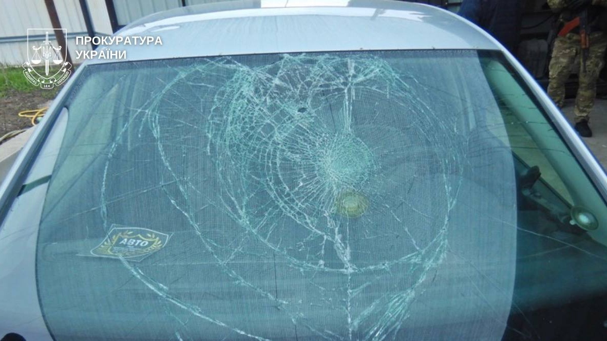 У Кропивницькому водію, який протягнув військового ТЦК на капоті, оголосили підозру