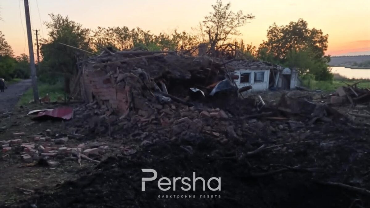 Тут була хата: фоторепортаж із села на Кіровоградщині, яке вночі атакувала рф